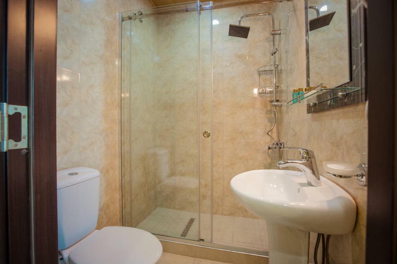Hotel Comfort Тбилиси Экстерьер фото