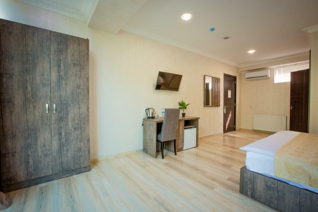 Hotel Comfort Тбилиси Экстерьер фото