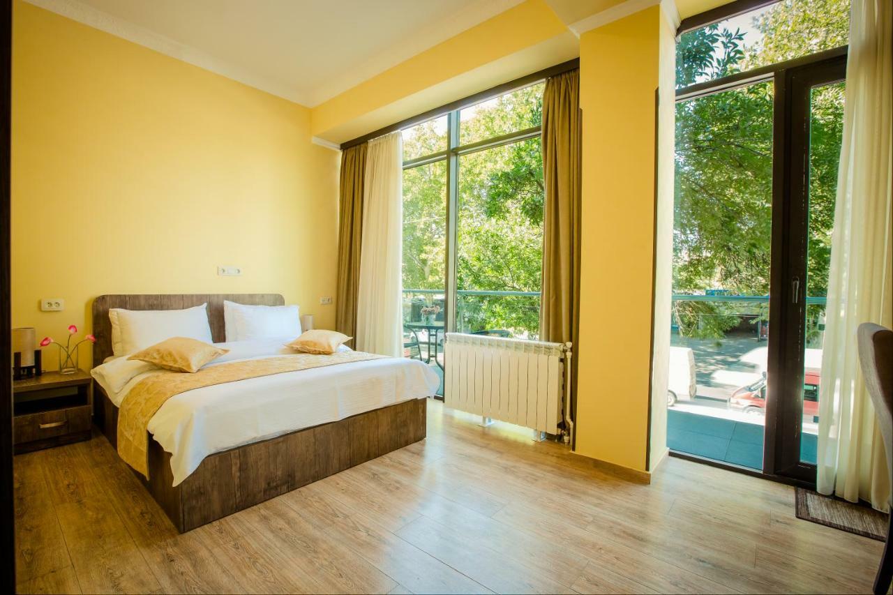Hotel Comfort Тбилиси Экстерьер фото